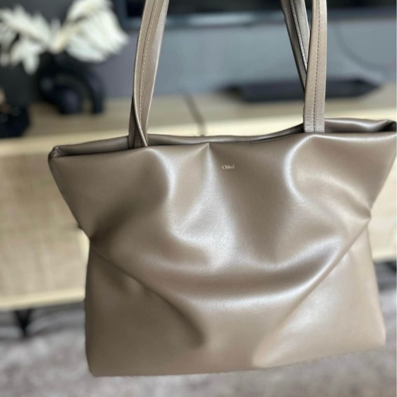 Chloe - Picture 9 of 9